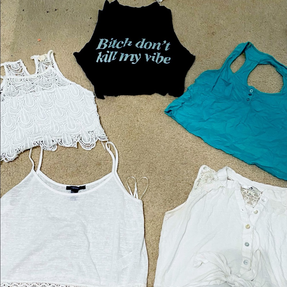 BUNDLE OF TOPS